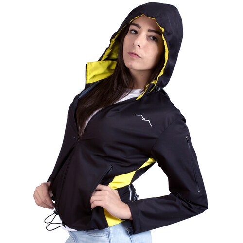 Chamarra Impermeable Outdoor Negro de Mujer para Campismo, Senderismo y Ciudad Laca-BK