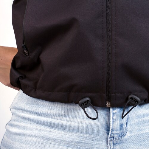 Chamarra Impermeable Outdoor Negro de Mujer para Campismo, Senderismo y Ciudad Laca-BK