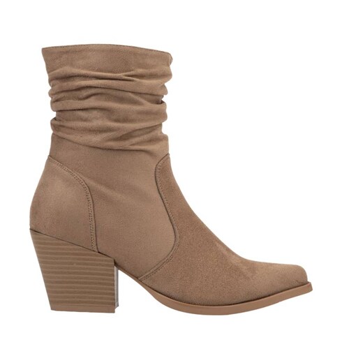 Bota texana color taupé Tierra Bendita de ante con arruga en tubo, mod. 1085405