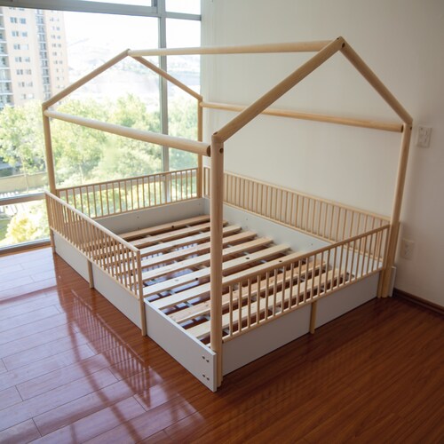 Duduk Cama Casa Con Barandales De Madera Individual Blanca.