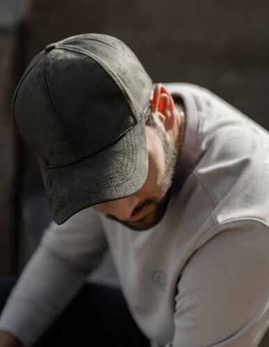 Gorra de Gamuza Unisex Talla Ajustable Marca Brunel