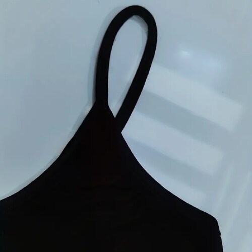 Body de tirantes liso.