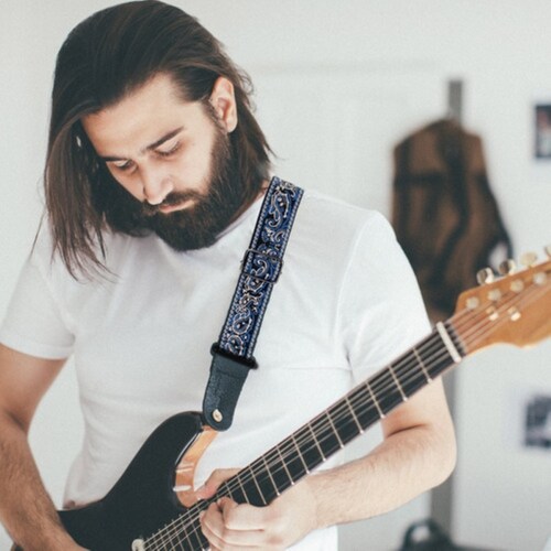 Bajo Correa Para Colgar Guitarra Bordada Con Porta Plumillas Azul