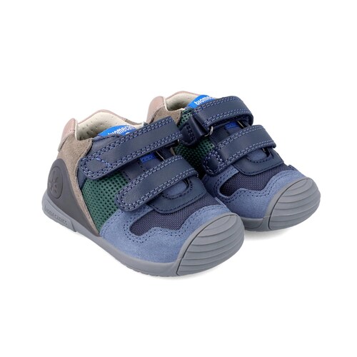 Zapato Biomecanics para niño color Azul. Cómodo y deportivo