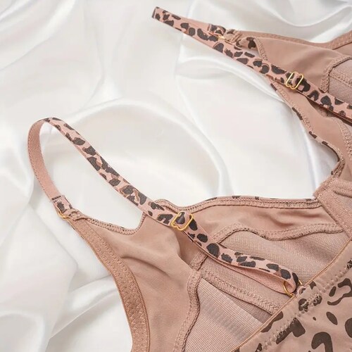Conjunto de lenceria Bra y Panties Leopardo