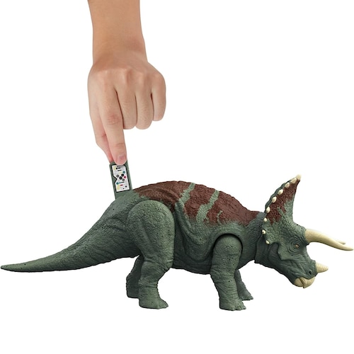 Triceratops Jurassic World Ruge y Ataca  con Sonido y ataques Sorpresa 