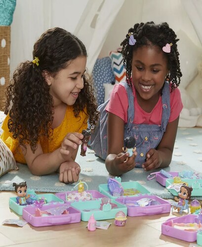 Set Estuche + Muñeca Baby Alive Foodie Cuties Serie Fiesta 2.
