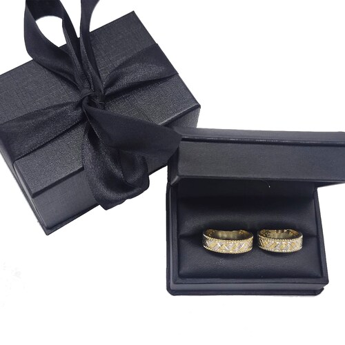 Par De Argollas Matrimoniales 14k Diseño D Rombos Florentino