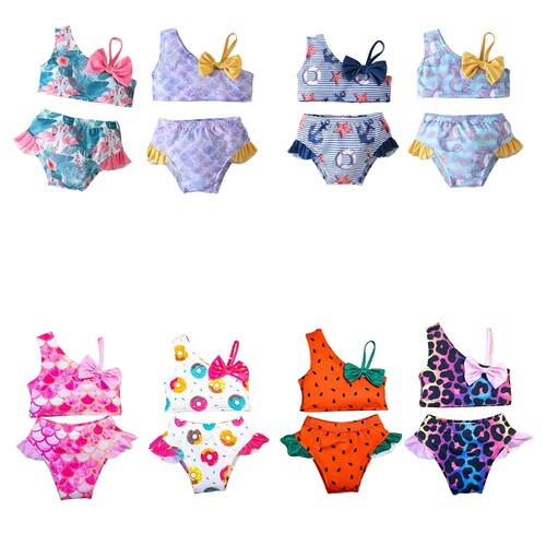 Traje de baño bikini para niña.