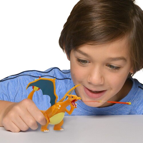 Pokémon Ultimate Battle Set 10 Figuras Pikachu + Charizard + Charmander.