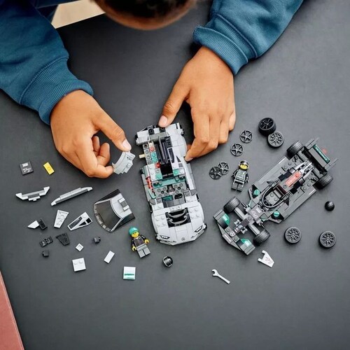 Kit Lego Mercedes Amg F1 W12 E Y Amg Project One 76909 Cantidad de piezas 564