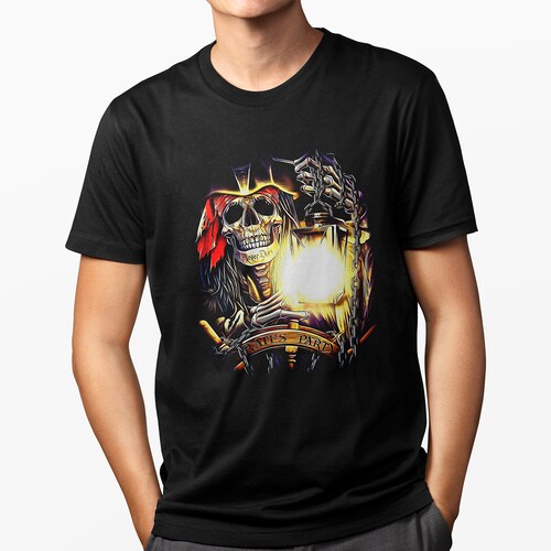 Playera Casual Negra - Pirata Art