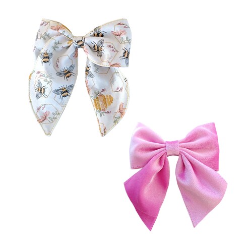Par de moños  Cutie Bow Deluxe, Cute as a Bug, hermosos moños.  