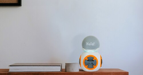 Base Para Alexa Echo Dot 4Ta y 5Ta Generación Tipo Androide Bb8