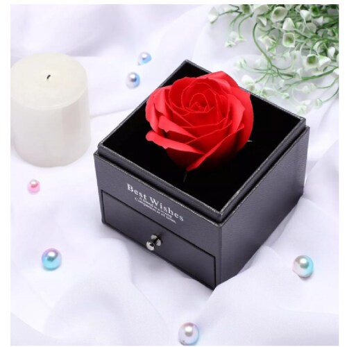 Rosa Roja Eterna Con Joyero Y Collar Te Amo En 100 Idiomas
