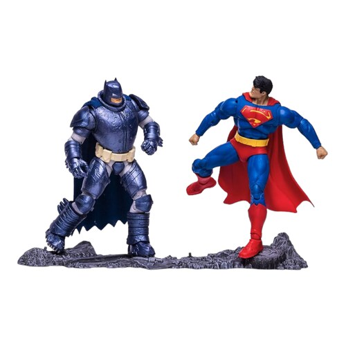 McFarlane Multiverse Superman vs. Armored Batman The Dark Knight Return DC.