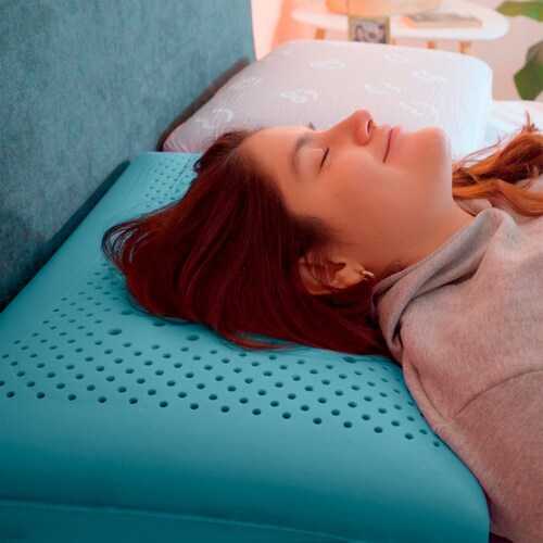 Almohada de Memory Foam con Infusión de Gel Roomi.