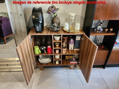 Minibar acabado tipo nogal.