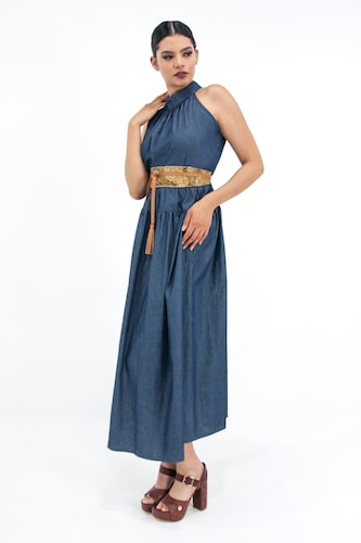Vestido de dama A ÁNGELOZANO de mezclilla con azul, con cinto grabado camel, AL-W53.