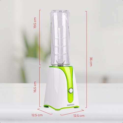 Daewoo Licuadora personal DBL-824, con 2 botes de 600 ml., con potencia de 320W.