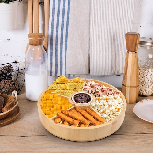 Plato Botanero de Bambú con salsero .