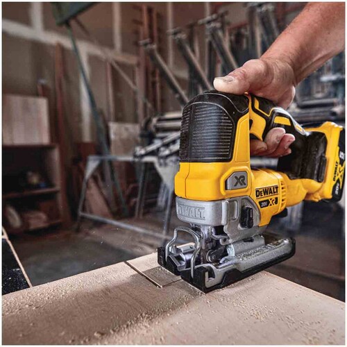 Sierra Caladora 20v Xr Sin Carbones Vel Variab Madera Dewalt 
