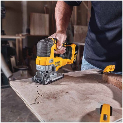 Sierra Caladora 20v Xr Sin Carbones Vel Variab Madera Dewalt 