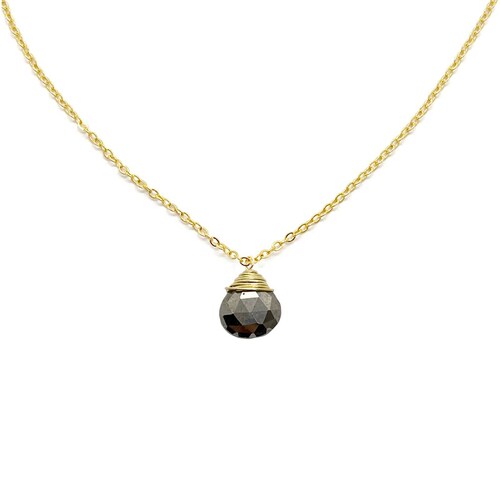 Collar Pirita Gota en Cadena Chapa de Oro