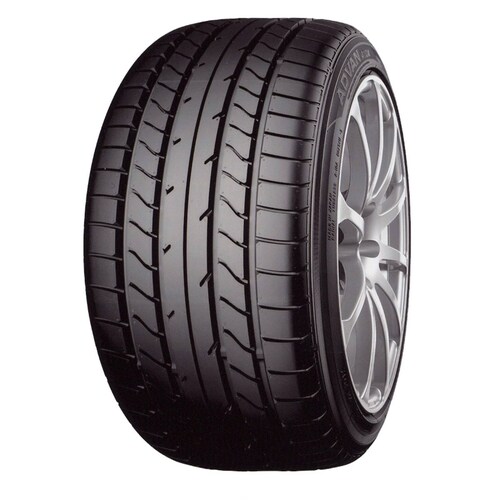 LLANTA 215/45 R18 89W  ADVAN A10A EO YOKOHAMA