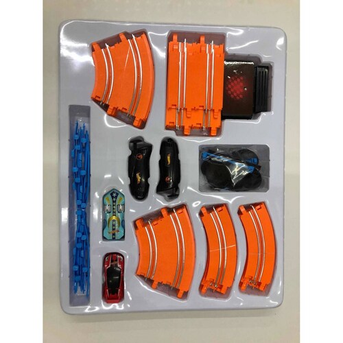 Pista Eléctrica Hot Wheels con Luz 1:43 RC 2 Carros  - Naranja