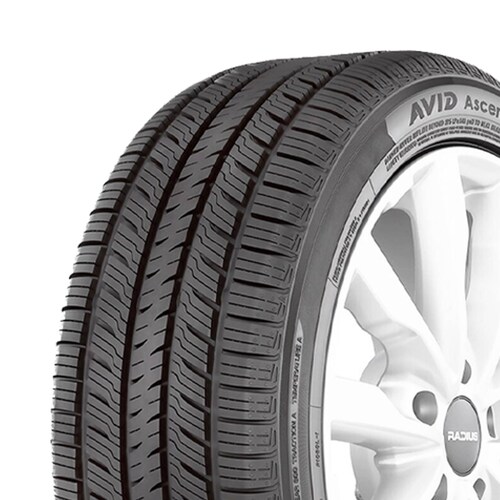 Paquete de 2 Llantas 215/60 R17 YOKOHAMA AVID Ascend LX 96H