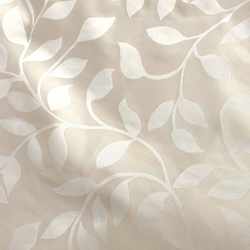 Cortina Jacquard 2 paneles de 1.45 x 2.15 m Hojas Arena.