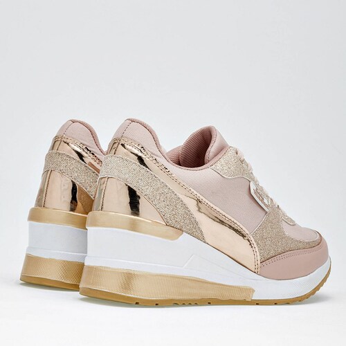 Sugo Tenis urbano para mujer maquillaje oro rosa Codigo 126144E