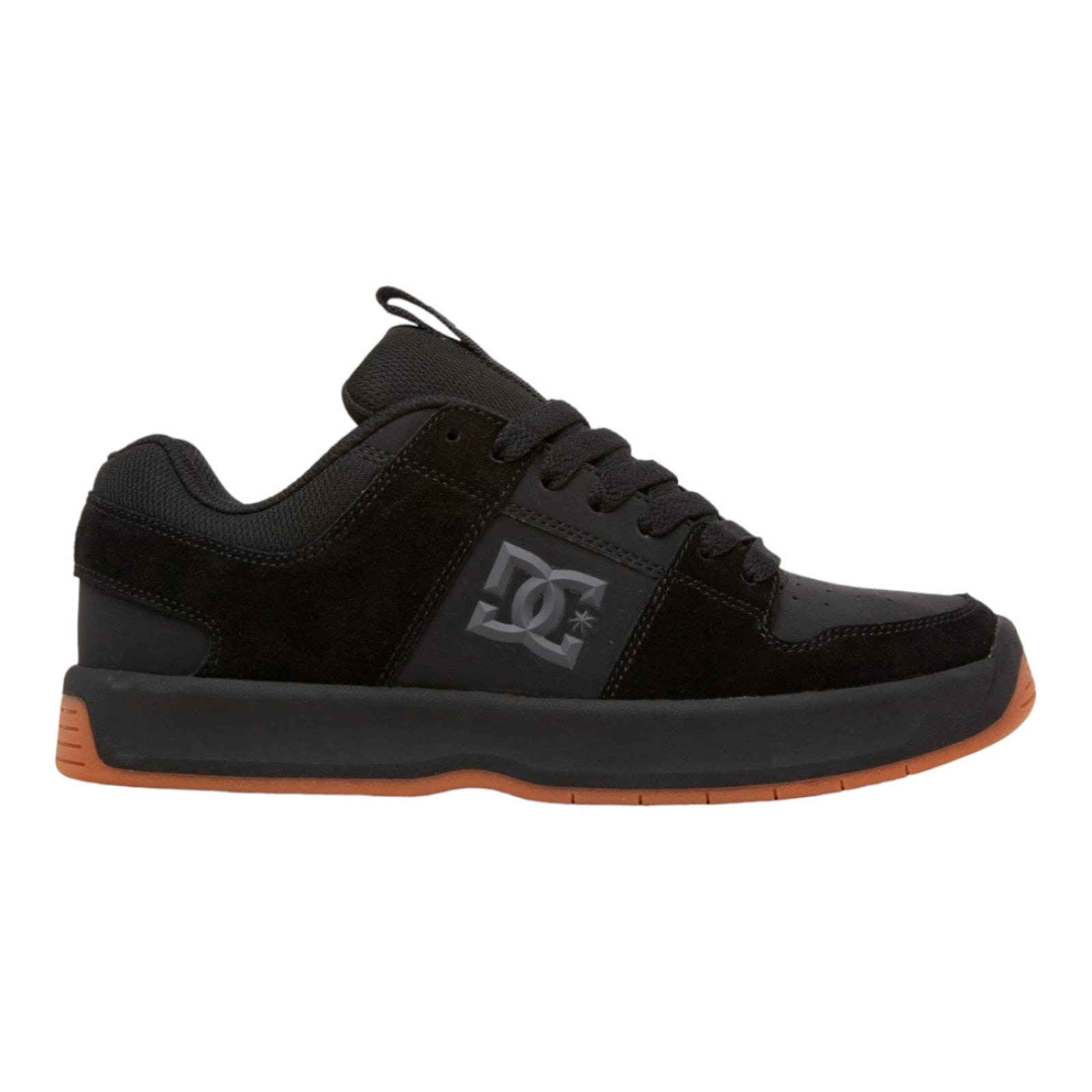 Dc shoes plaza store lite