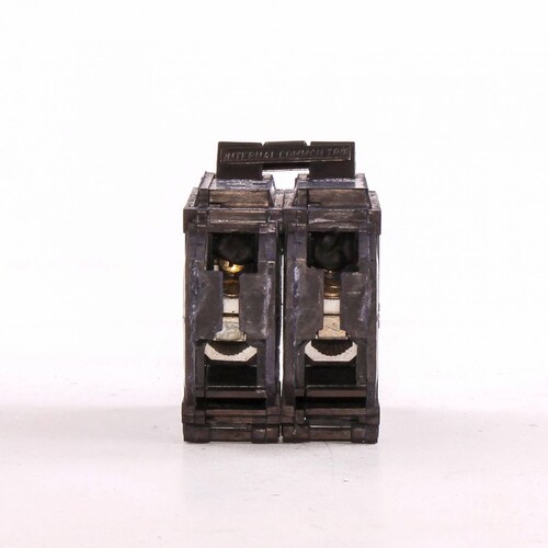 GE THQB2115 INTERRUPTOR T ATORNILLABLE 2P 15A 1