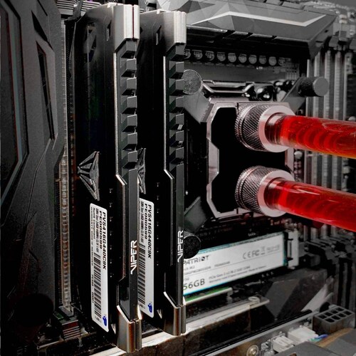 Memoria RAM Gaming Patriot Viper Steel 16GB, DDR4, 3200MHz, PC4-25600, disipador negro PE000639-PVS416G320C6