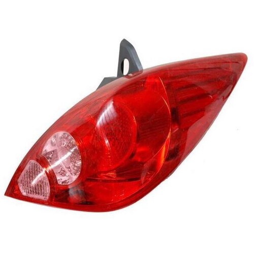 Calavera Tiida 2008 5p S/Arnes - Tyc - der 