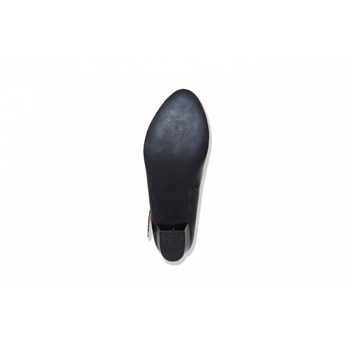 Zapato dama escolar charol negro tacón escolta