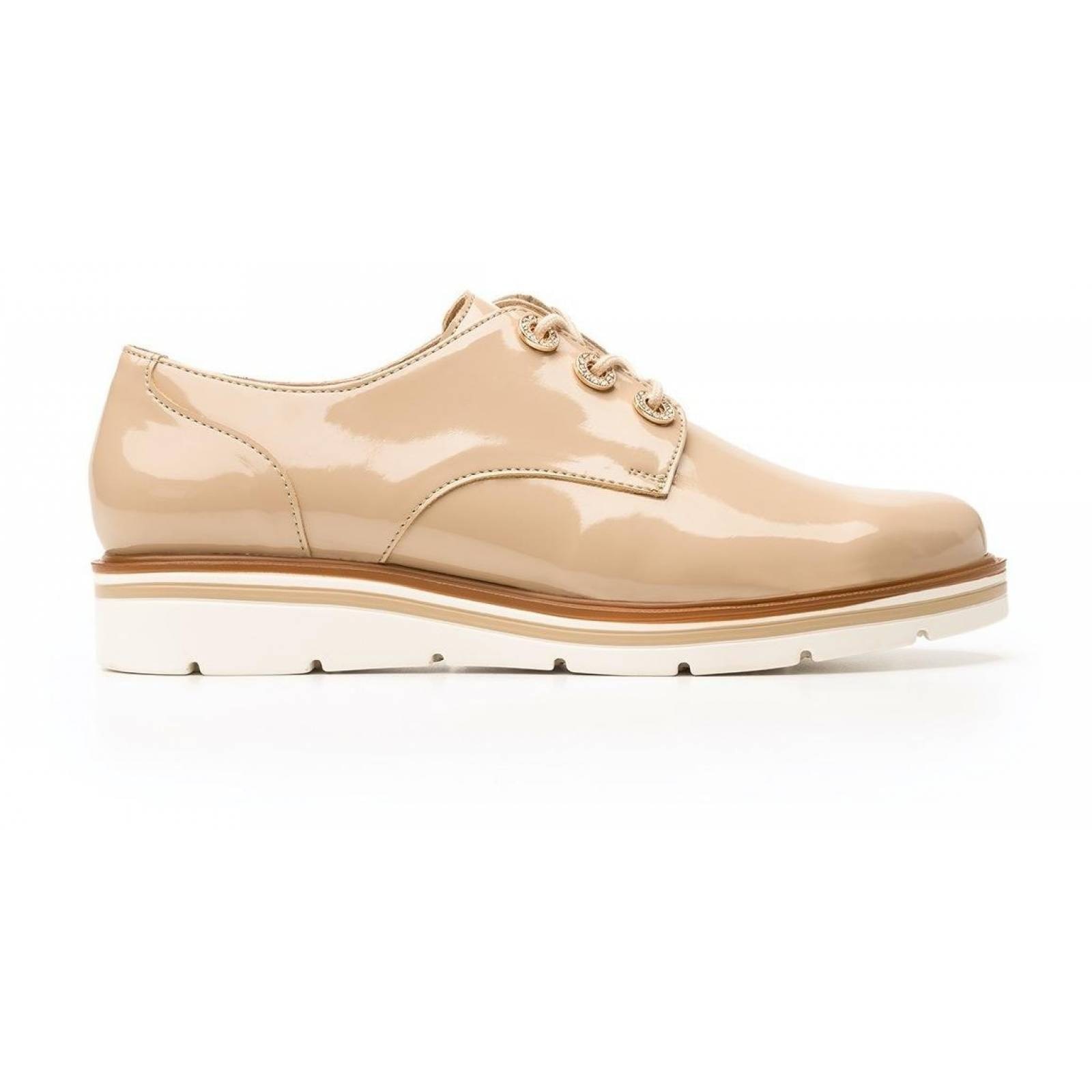 Zapatos charol best sale beige mujer