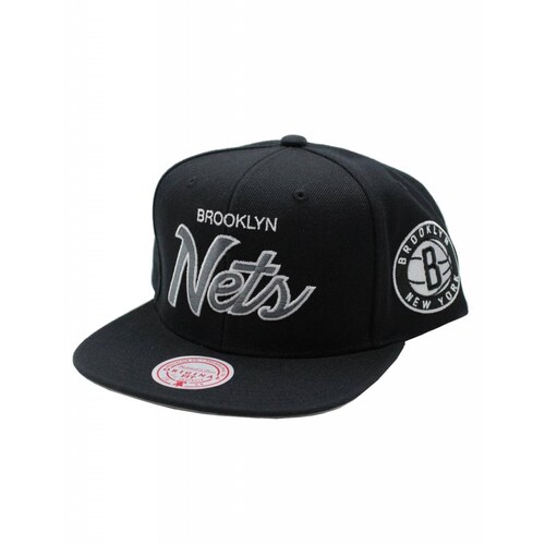 Gorra Mitchell & Ness Brooklyn Nets Team Script 2.0 NBA Basquetbol 