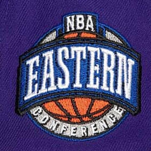Gorra Mitchell & Ness Raptors Conference Patch NBA 