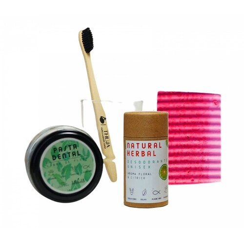 Kit Basic Care THUJA Cepillo dental+Pasta dental+Desodorante natural+Jabon Fresa