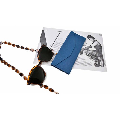 " INVIGORATE, Lentes de sol con funda para mujer, animal print."