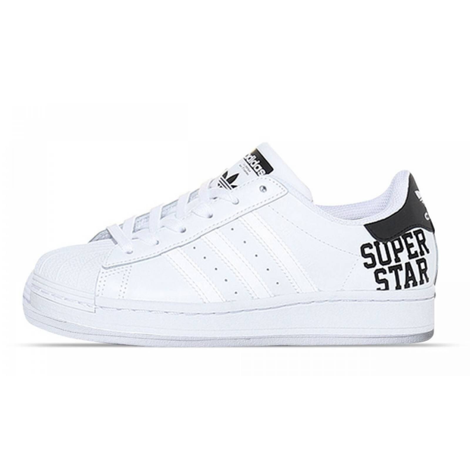 Adidas superstar letras on sale