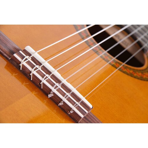 Yamaha C70 Guitarra Clasica Cuerdas de Nylon-Natural