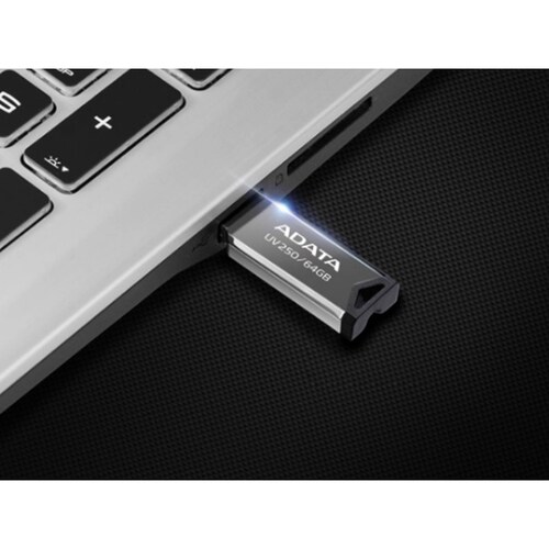 Memoria Usb Adata Uv250 Auv250-16g-rbk 16gb 2.0 Plateado