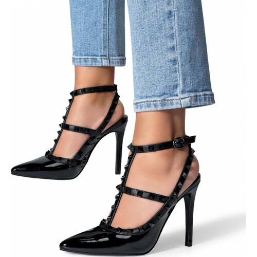 Zapatilla vestir dama negro Belinda Peregrin modelo KW04