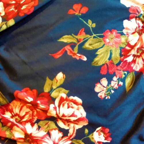 Blusa Campesina Con Estampado De Flores