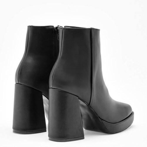 Bota y botin Lady paulina Negro 25501