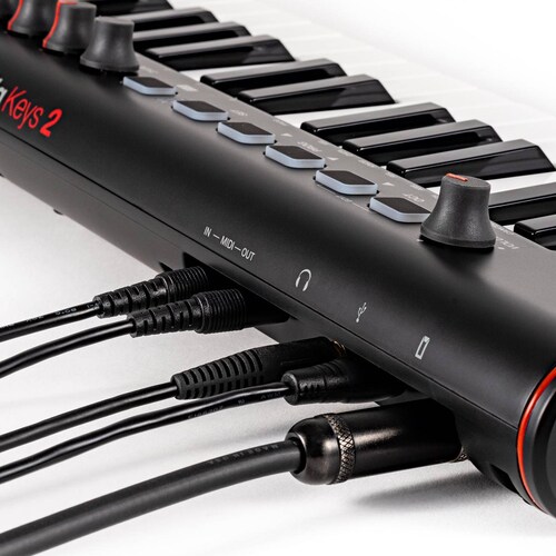Controlador MIDI de 37 Teclas IRIG KEYS 2 PRO IK MULTIMEDIA. 